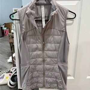 Lululemon down for it all vest